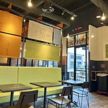 CoreLife Eatery - Interior - Salad Near Me - Lexington, Kentucky