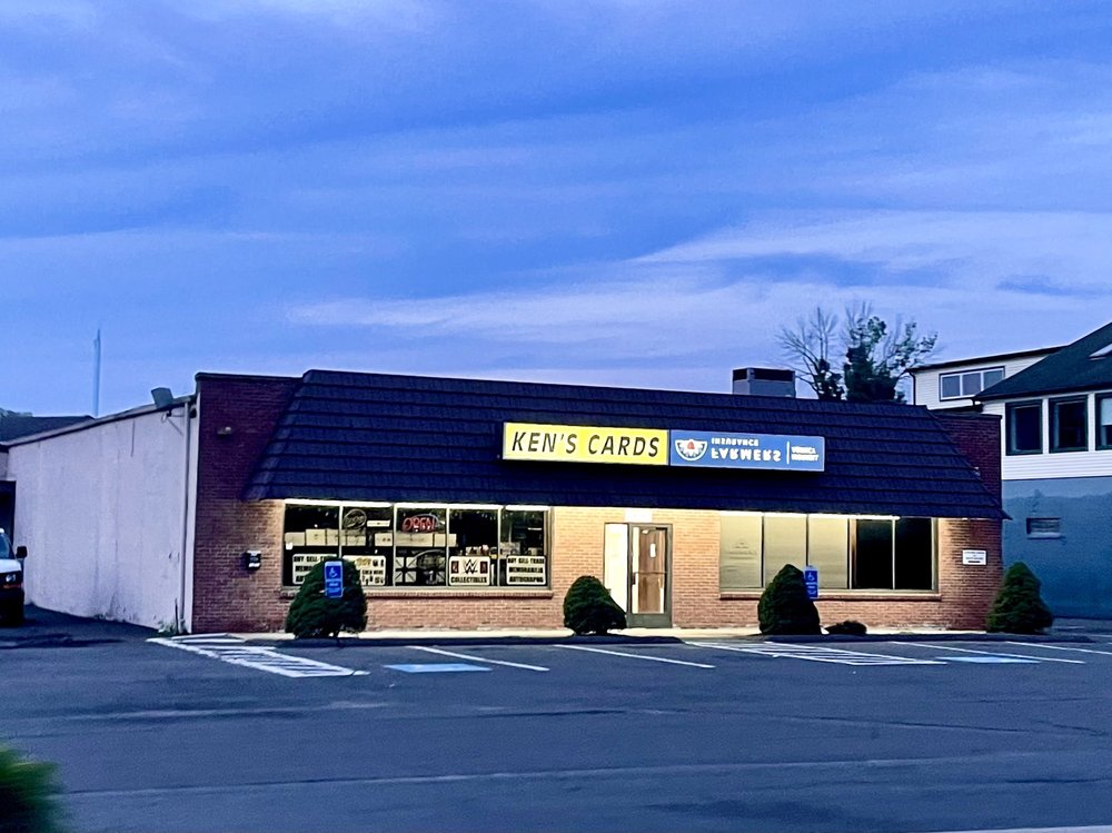 KEN’S CARDS & COLLECTIBLES 140 Photos & 10 Reviews Hobby Shops 27