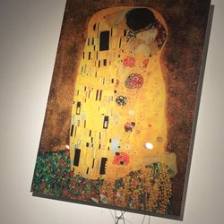 Cafe Dito - They have beautiful art