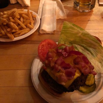 Corner Bistro - Bistroburger and fries - American Near Me - New York, New York Corner Bistro - Bistroburger and fries - American Near Me - New York, New York