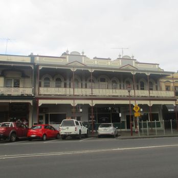 Railway Hotel - Outside - Hotels Near Me - Warragul, VIC