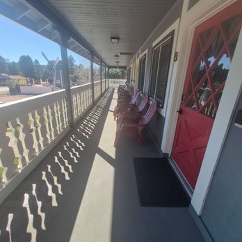 The Strawberry Inn - Upstairs porch. - Hotels Near Me - Strawberry, Arizona The Strawberry Inn - Upstairs porch. - Hotels Near Me - Strawberry, Arizona