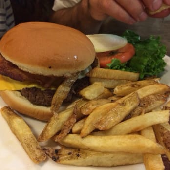 Springfield Family Restaurant - Monster burger..cooked perfectly. - Breakfast & Brunch Near Me - Springfield, Missouri