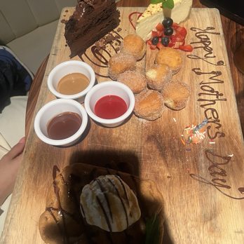 STK Steakhouse Rooftop NYC - Dessert Platter - Venues & Event Spaces Near Me - New York, New York STK Steakhouse Rooftop NYC - Dessert Platter - Venues & Event Spaces Near Me - New York, New York