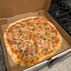 Pizza Heroes - Sausage onion pepper pizza