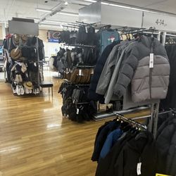 Tesco Extra, Inshes