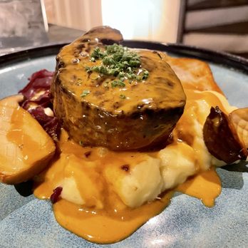 Vintage Restaurant & Pub - Filet mignon - New American Near Me - Orange, Virginia Vintage Restaurant & Pub - Filet mignon - New American Near Me - Orange, Virginia