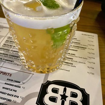 B&B Social - WEEKEND ON SIXES, richland rum, lime juice, amaretto, pineapple. - American Near Me - Canton, Georgia
