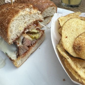 Napa Yard - Tri-tip Sandwich - Restaurants Near Me - Napa, California