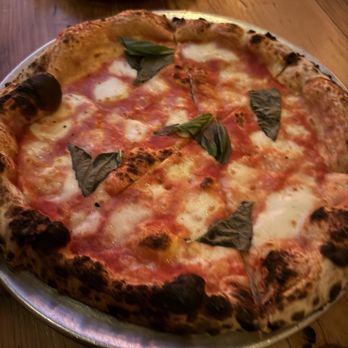 Ainslie Bowery - Margherita Pizza - Italian Near Me - New York, New York Ainslie Bowery - Margherita Pizza - Italian Near Me - New York, New York