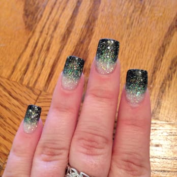 Gina's Nail Spa - Black glitter by Sean :) - Nail Salons Near Me - Kent, Washington