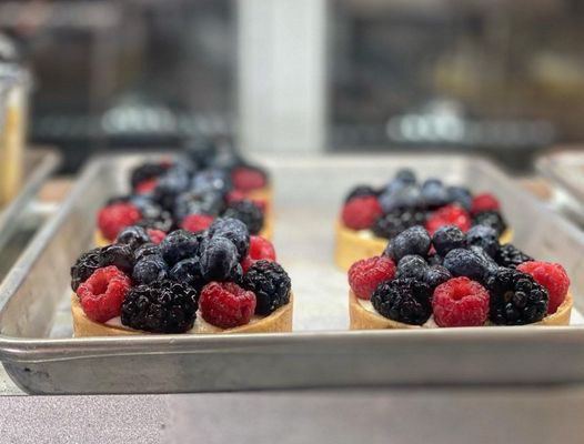 Izzio Bakery Central Market by null