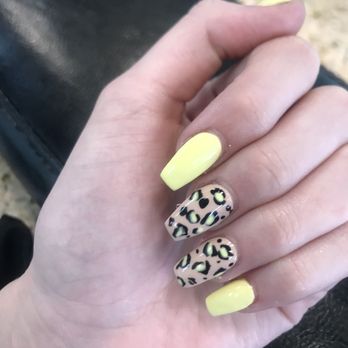 Shayna's Nails & Spa - Nails by Van!! - Nail Salons Near Me - Phoenix, Arizona Shayna's Nails & Spa - Nails by Van!! - Nail Salons Near Me - Phoenix, Arizona