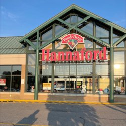 Hannaford Supermarkets - Entry