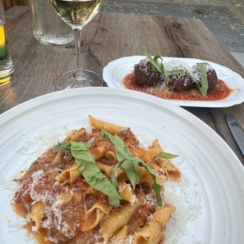 Mama - Italian Near Me - Oakland, California Mama - Italian Near Me - Oakland, California