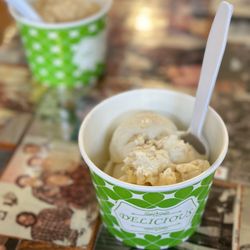 Oh Sweetie - Banana ice cream with Nilla water bits