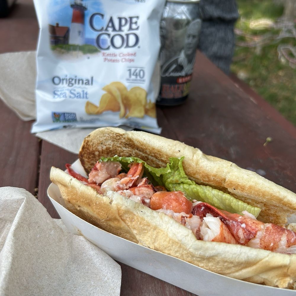 The Barking Claw - Lobster roll and chips - Hot Dogs Near Me - Falmouth, Massachusetts The Barking Claw - Lobster roll and chips - Hot Dogs Near Me - Falmouth, Massachusetts