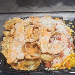 TAQUERIA Y PUPUSERIA PIMPINA - Pollo con tajadas