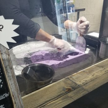 Pagos Ice Cream Rolls and Drinks - Making the rolled ice cream - Desserts Near Me - Royal Oak, Michigan Pagos Ice Cream Rolls and Drinks - Making the rolled ice cream - Desserts Near Me - Royal Oak, Michigan