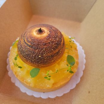 Potpourri Boulangerie - Lemon and pineapple tart! - Coffee & Tea Near Me - Dallas, Texas