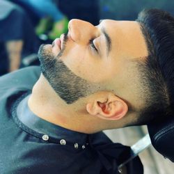Michelly Barber - Haircut and beard fade