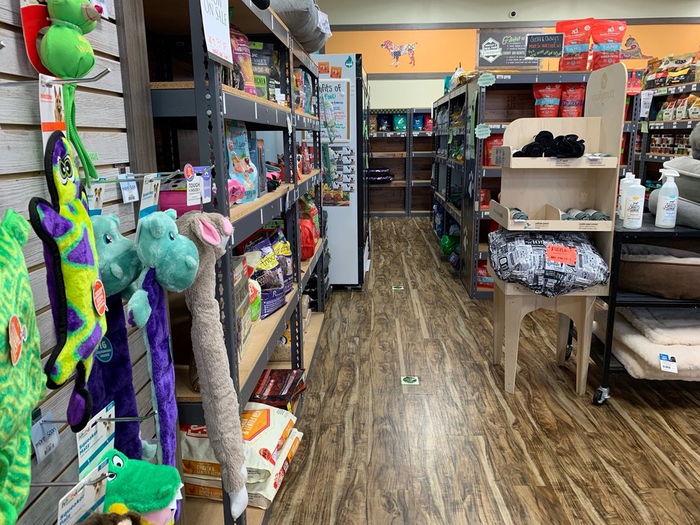 BENTLEY’S PET STUFF Updated June 2024 17 Photos 7440 W State St