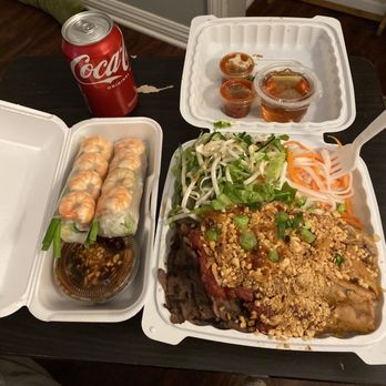 Saigon Kitchen Togo - Spring rolls and #61 - Vietnamese Near Me - Oxnard, California Saigon Kitchen Togo - Spring rolls and #61 - Vietnamese Near Me - Oxnard, California