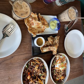 Damansara - Char kway teow, mee goreng, milk tea, roti channai (savory and sweet with pandan kaya) - Malaysian Near Me - San Francisco, California