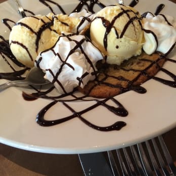Binkleys Kitchen & Bar - Cookie sundae! Order for a small group and split it :) - American Near Me - Indianapolis, Indiana