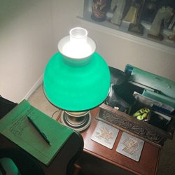 Lampshade N Knife