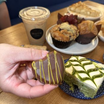 MOTW Coffee & Pastries - Coffee & Tea Near Me - Norwalk, Connecticut