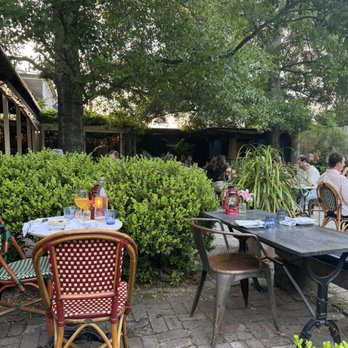 N 7 - Seating outside - French Near Me - New Orleans, Louisiana