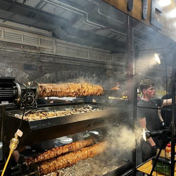 Queen Victoria Market - Farmers Market Near Me - Melbourne, VIC
