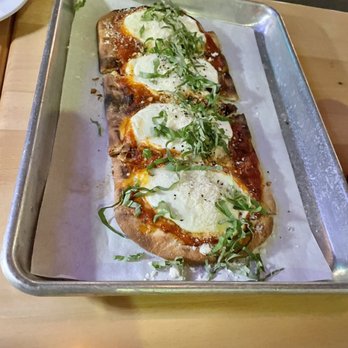 Beach & Brew - Margherita Flatbread - Bars Near Me - Venice, California Beach & Brew - Margherita Flatbread - Bars Near Me - Venice, California