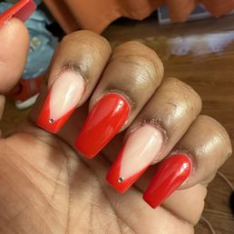 Nail beds around the cuticle look horrible, nails are not the same length or shape. Nail beds around the cuticle look horrible, nails are not the same length or shape.