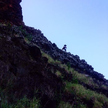 Upper Makua Cave - Access Restricted - Spiderman! What'd I tell ya! - Hiking Near Me - Waianae, Hawaii Upper Makua Cave - Access Restricted - Spiderman! What'd I tell ya! - Hiking Near Me - Waianae, Hawaii