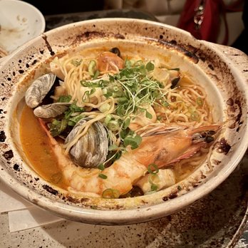 Double Knot - Nabemono (shrimp were mushy) - VN - Sushi Bars Near Me - Philadelphia, Pennsylvania Double Knot - Nabemono (shrimp were mushy) - VN - Sushi Bars Near Me - Philadelphia, Pennsylvania