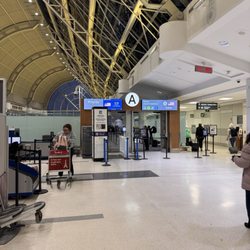 Toronto Pearson Terminal 3 Station - A Gates for US !