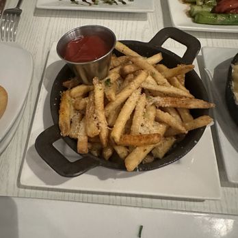 Noah Grant's - Sushi Bars Near Me - Zionsville, Indiana