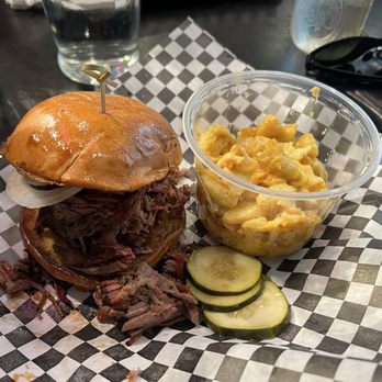 Horn Barbecue - Decent flavored brisket but dry. Mac was cold. - Barbeque Near Me - Oakland, California