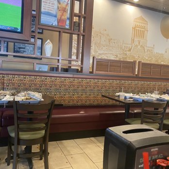 McAlister's Deli - All tables dirty - Salad Near Me - Indianapolis, Indiana