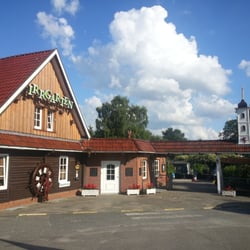 Irrgarten Probsteierhagen - Blick vom Parkplatz