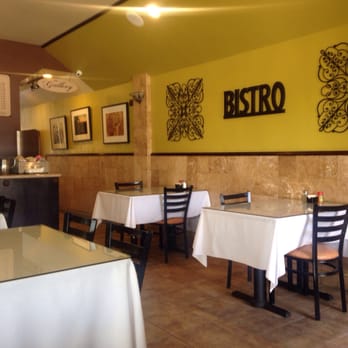 V Boulevard Cafe - I like the wall decor and art gallery! - Coffee & Tea Near Me - Glendale, California