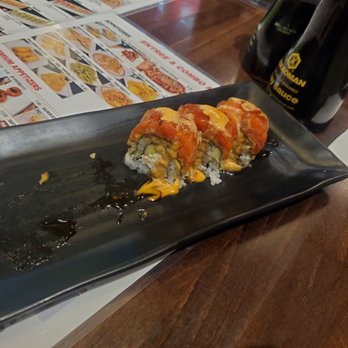 Hello Sushi - Tiger roll - Sushi Bars Near Me - Fullerton, California Hello Sushi - Tiger roll - Sushi Bars Near Me - Fullerton, California