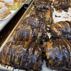 Sonny's Bakery - Chocolate croissant