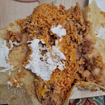 El Jalapeno - No flavor with a kids scoop of sour cream Tortilla needs to be warmed up longer. - Mexican Near Me - Hemet, California El Jalapeno - No flavor with a kids scoop of sour cream Tortilla needs to be warmed up longer. - Mexican Near Me - Hemet, California