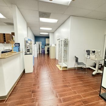 Figueroa Optometry Center - Optometrists Near Me - Los Angeles, California Figueroa Optometry Center - Optometrists Near Me - Los Angeles, California