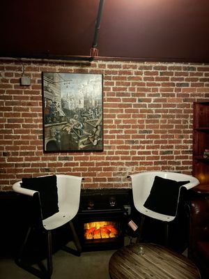 Bathtub Gin & Co. by null