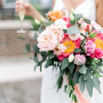 Sunnyside Florist - Perfect flowers - Florists Near Me - Kenosha, Wisconsin