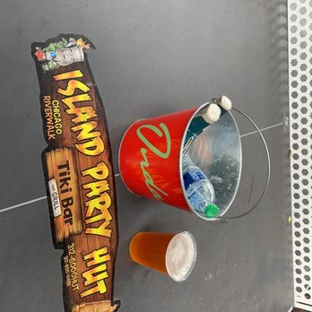 Island Party Hut - a bucket of candy and a drink - Hawaiian Near Me - Chicago, Illinois Island Party Hut - a bucket of candy and a drink - Hawaiian Near Me - Chicago, Illinois